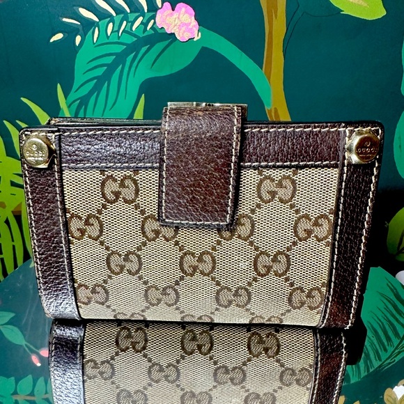 GUCCI GG Monogram Vintage Kisslock Two Way Snap Wallet 🤎 - Picture 1 of 16